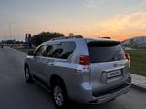 Toyota Land Cruiser Prado 2009 года за 17 500 000 тг. в Актобе – фото 5