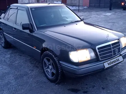 Mercedes-Benz E 200 1994 года за 2 699 900 тг. в Жезказган