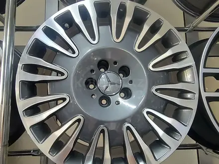 Разноразмерные диски MERCEDES R20 за 340 000 тг. в Алматы