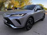 Toyota Venza 2024 года за 21 800 000 тг. в Алматы