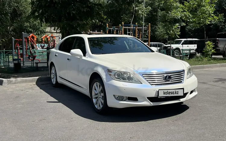 Lexus LS 460 2012 годаfor14 700 000 тг. в Алматы