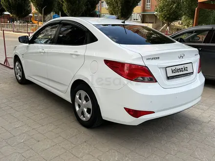 Hyundai Accent 2015 года за 6 100 000 тг. в Актобе – фото 4