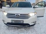 Toyota Highlander 2013 годаfor11 500 000 тг. в Кокшетау – фото 2