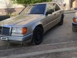 Mercedes-Benz E 260 1992 года за 1 200 000 тг. в Тараз – фото 2