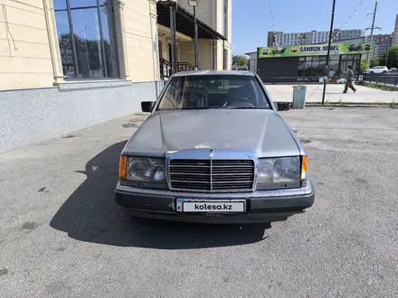 Mercedes-Benz E 230 1991 года за 1 200 000 тг. в Шымкент – фото 2