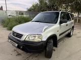 Honda CR-V 1997 года за 3 000 000 тг. в Алматы – фото 2