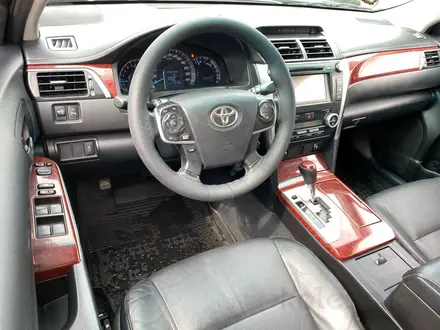 Toyota Camry 2013 года за 8 530 000 тг. в Алматы – фото 8