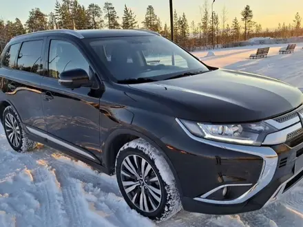 Mitsubishi Outlander 2023 года за 13 490 000 тг. в Костанай