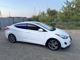 Hyundai Elantra 2014 года за 3 200 000 тг. в Атырау – фото 4