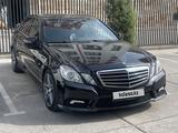 Mercedes-Benz E 200 2009 года за 7 200 000 тг. в Шымкент
