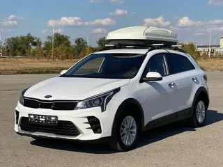 Kia Rio X-Line, 2021