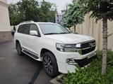 Toyota Land Cruiser 2013 года за 24 000 000 тг. в Алматы – фото 2