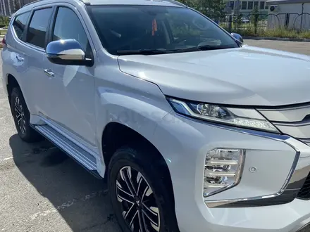 Mitsubishi Pajero Sport 2020 годаүшін15 900 000 тг. в Астана – фото 2