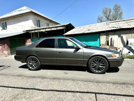 Toyota Camry 1998 года за 3 400 000 тг. в Алматы – фото 6