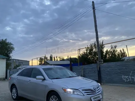 Toyota Camry 2011 года за 4 400 000 тг. в Кульсары – фото 4