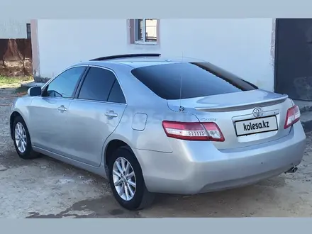Toyota Camry 2011 года за 4 400 000 тг. в Кульсары – фото 6