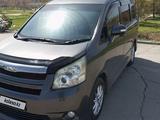 Toyota Noah 2009 года за 8 700 000 тг. в Караганда – фото 2