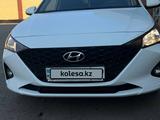 Hyundai Accent 2020 года за 7 990 000 тг. в Караганда – фото 4