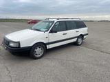 Volkswagen Passat 1992 годаfor1 300 000 тг. в Тараз