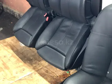 Капитанские сидения с ломающейся спинкой от bmw f01-02. Салон за 500 000 тг. в Шымкент – фото 61