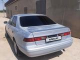 Toyota Camry 1999 года за 3 200 000 тг. в Жанаозен – фото 4