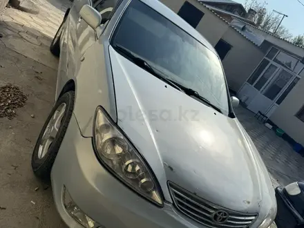 Toyota Camry 2005 года за 4 850 000 тг. в Тараз – фото 2