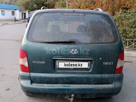 Hyundai Trajet 2001 года за 1 800 000 тг. в Жезказган – фото 2