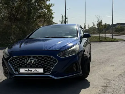 Hyundai Sonata 2018 года за 8 390 000 тг. в Алматы