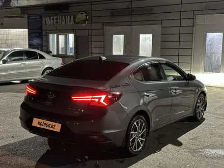 Hyundai Elantra 2019 года за 8 290 000 тг. в Алматы – фото 6