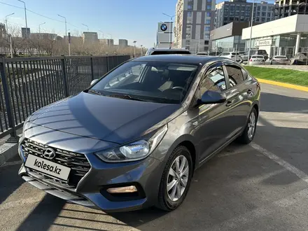 Hyundai Solaris 2019 года за 4 300 000 тг. в Атырау