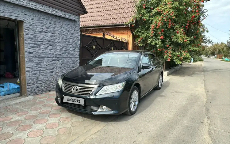 Toyota Camry 2014 года за 10 000 000 тг. в Павлодар