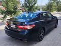 Toyota Camry 2020 года за 14 500 000 тг. в Уральск – фото 10