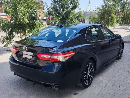 Toyota Camry 2020 года за 14 500 000 тг. в Уральск – фото 10