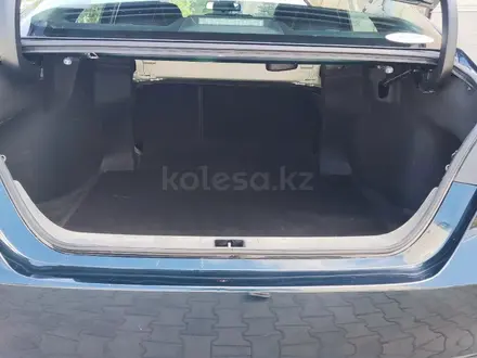 Toyota Camry 2020 года за 14 500 000 тг. в Уральск – фото 7