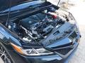 Toyota Camry 2020 года за 14 500 000 тг. в Уральск – фото 8