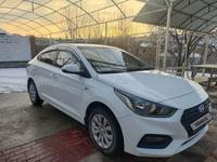 Hyundai Solaris 2018 годаfor6 690 000 тг. в Шымкент