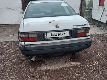 Volkswagen Passat 1990 года за 400 000 тг. в Сарыозек – фото 5