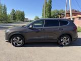 Hyundai Santa Fe 2022 года за 13 000 000 тг. в Астана – фото 4