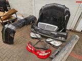 Передняя часть фары бампера капот на Mercedes Benz 212 за 150 000 тг. в Алматы – фото 3