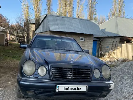 Mercedes-Benz E 320 1996 года за 3 000 000 тг. в Шымкент