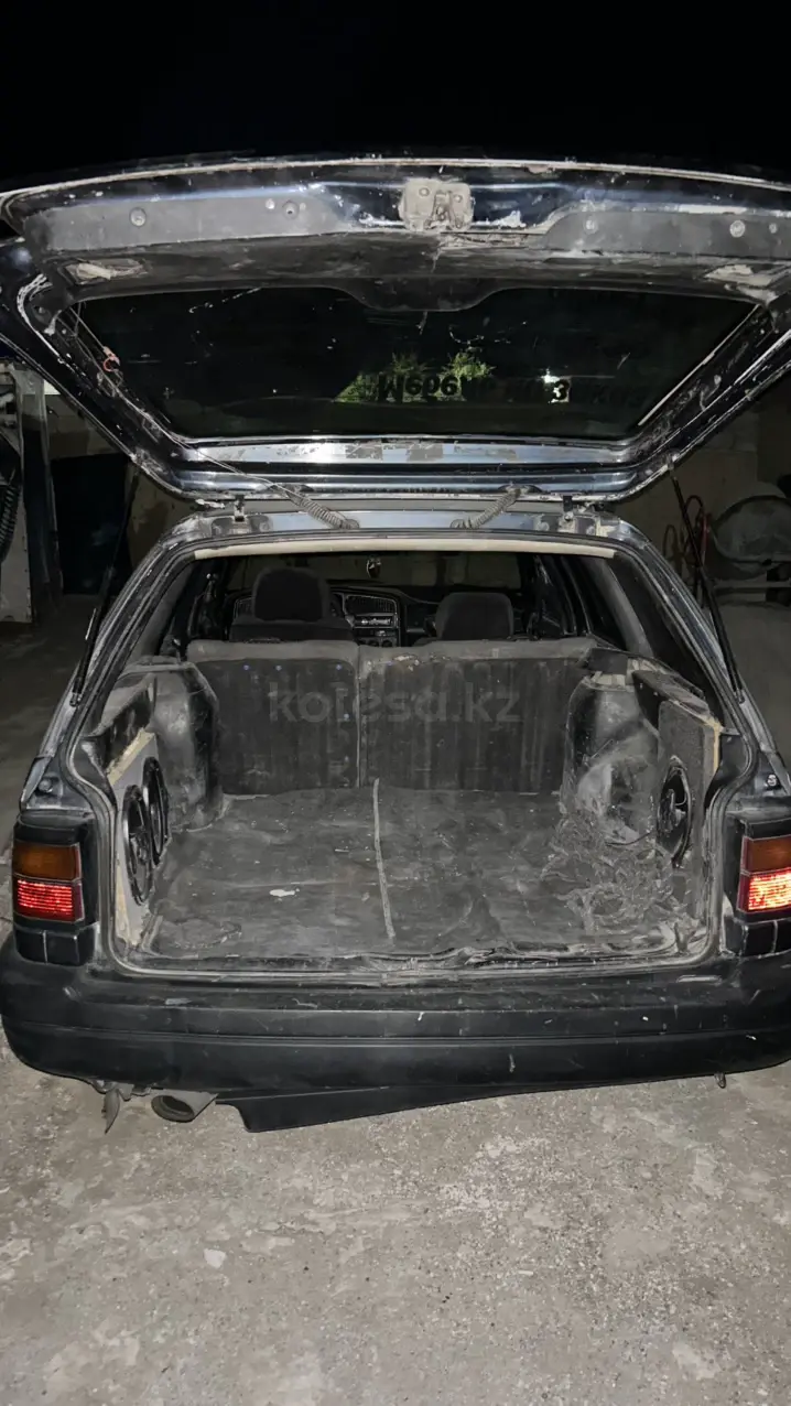 Volkswagen Passat, 1989