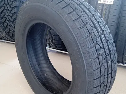 TOYO 215/55 R17 94Q OBSERVE GARIT GIZ Японя за 55 000 тг. в Алматы