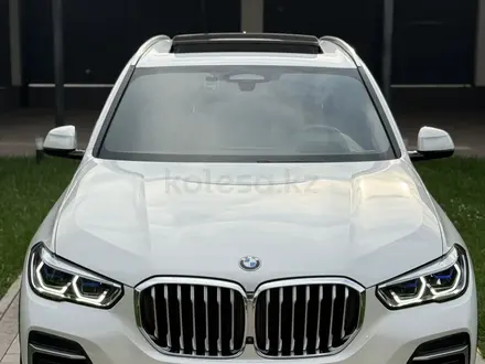 BMW X5 2023 года за 40 000 000 тг. в Алматы – фото 16