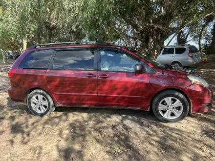 Toyota Sienna 2008 года за 6 200 000 тг. в Атырау – фото 2