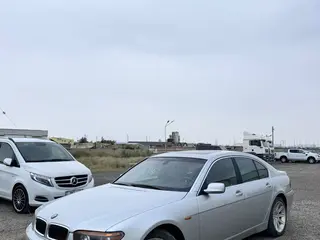 BMW 745