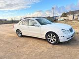 Mercedes-Benz E 500 2002 года за 4 500 000 тг. в Актау – фото 3