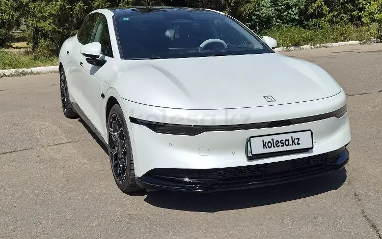 Zeekr 007 2024 года за 15 300 000 тг. в Астана