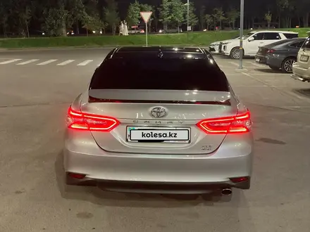 Toyota Camry 2021 года за 14 200 000 тг. в Алматы – фото 8