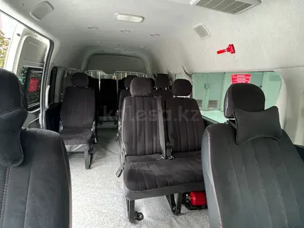 Toyota Hiace 2016 года за 17 000 000 тг. в Алматы – фото 9