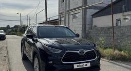Toyota Highlander 2020 года за 21 600 000 тг. в Алматы – фото 2